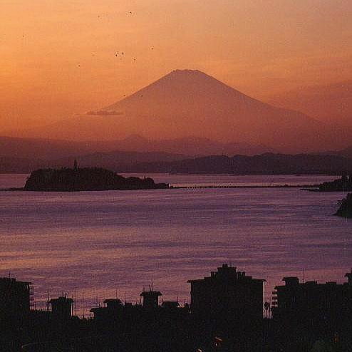 ���N���b�N�F�g�b�v�y�[�W�ɖ߂�A�E�N���b�N�F�摜����荞�ނƂ����ł��܂�