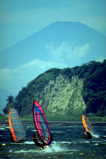 ���N���b�N�F�g�b�v�y�[�W�ɖ߂�A�E�N���b�N�F�摜����荞�ނƂ����ł��܂�