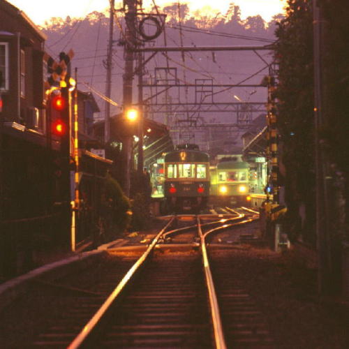 ���N���b�N�F�g�b�v�y�[�W�ɖ߂�A�E�N���b�N�F�摜����荞�ނƂ����ł��܂�