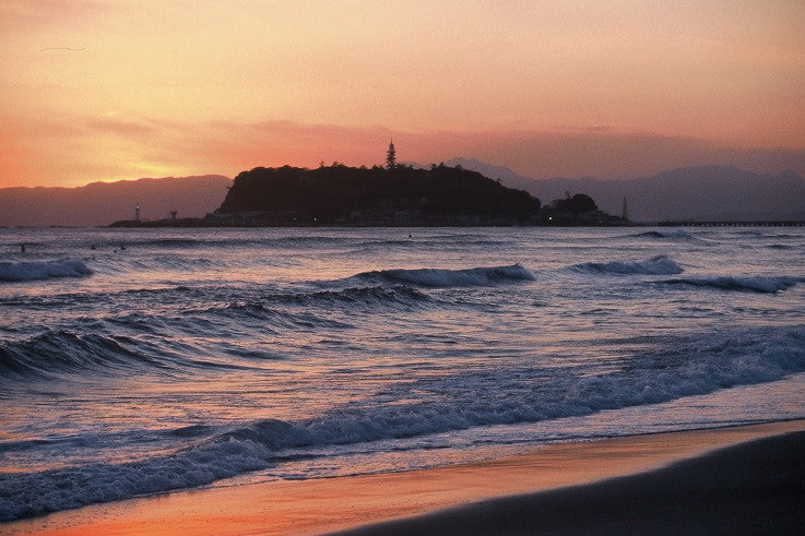 ���N���b�N�F�g�b�v�y�[�W�ɖ߂�A�E�N���b�N�F�摜����荞�ނƂ����ł��܂�