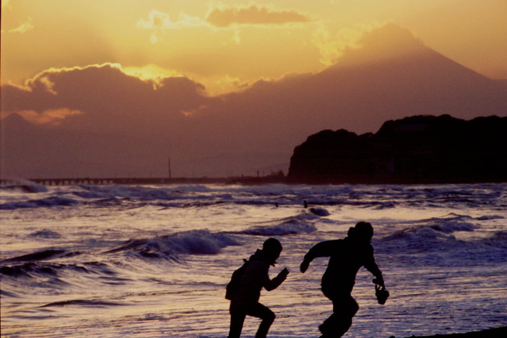 ���N���b�N�F�g�b�v�y�[�W�ɖ߂�A�E�N���b�N�F�摜����荞�ނƂ����ł��܂�