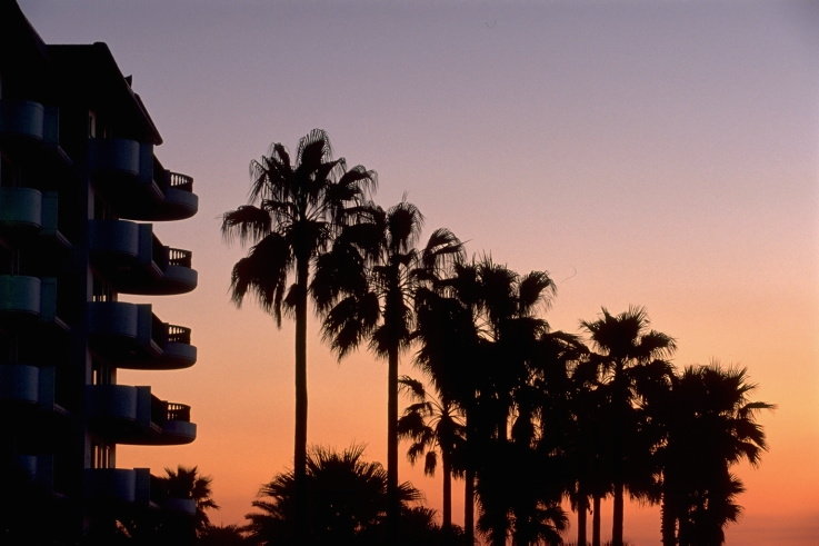 ���N���b�N�F�g�b�v�y�[�W�ɖ߂�A�E�N���b�N�F�摜����荞�ނƂ����ł��܂�