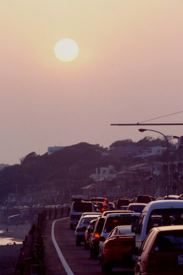 ���N���b�N�F�g�b�v�y�[�W�ɖ߂�A�E�N���b�N�F�摜����荞�ނƂ����ł��܂�