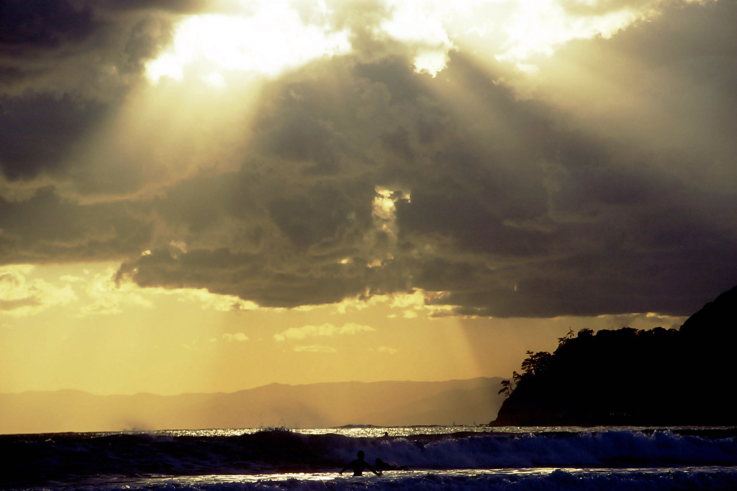 ���N���b�N�F�g�b�v�y�[�W�ɖ߂�A�E�N���b�N�F�摜����荞�ނƂ����ł��܂�